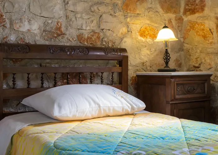 Klymeni Traditional Homes