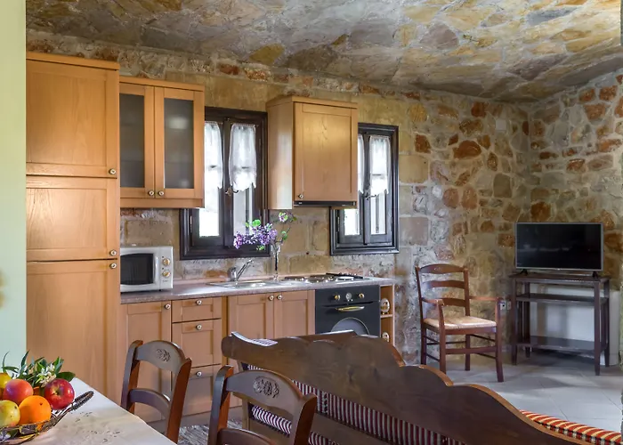 Klymeni Traditional Homes Nauplia