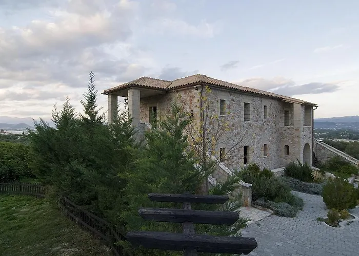 Klymeni Traditional Homes Apartamento