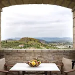 Klymeni Traditional Homes Apartamento *