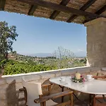 Klymeni Traditional Homes Apartamento *