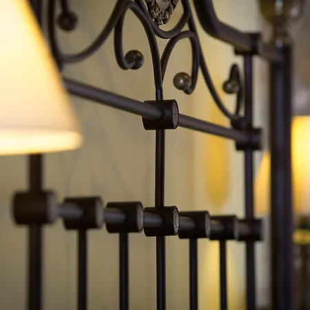 Klymeni Traditional Homes * Nafplio