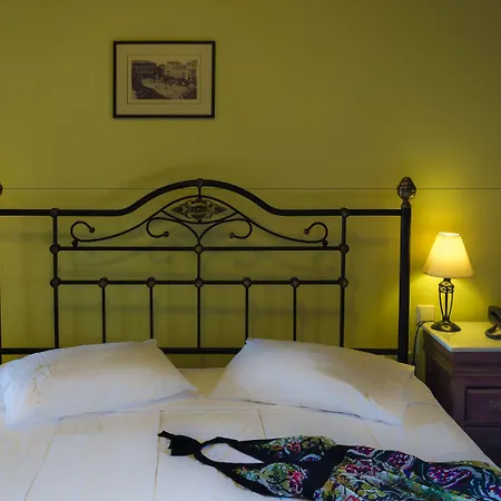 Klymeni Traditional Homes Apartmán