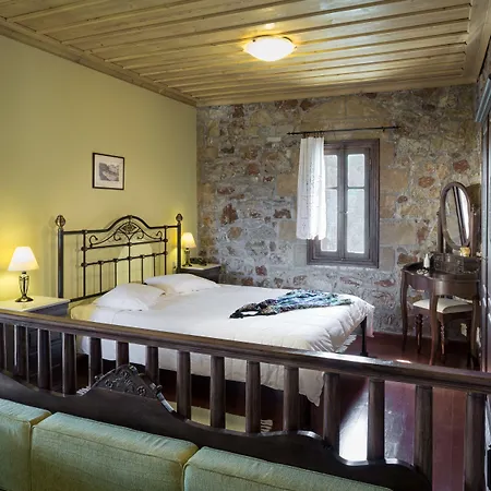 Klymeni Traditional Homes