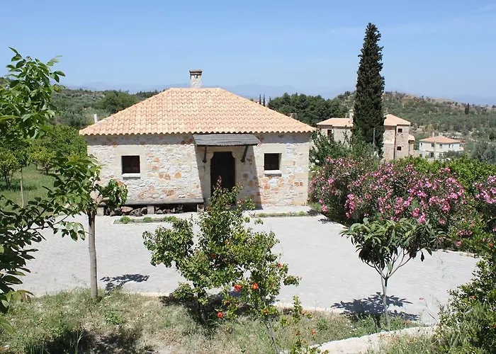 Klymeni Traditional Homes