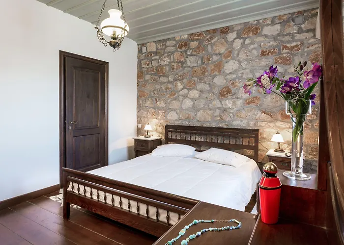 Klymeni Traditional Homes *