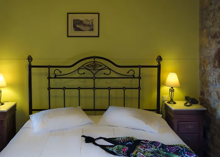 Klymeni Traditional Homes Апартаменты