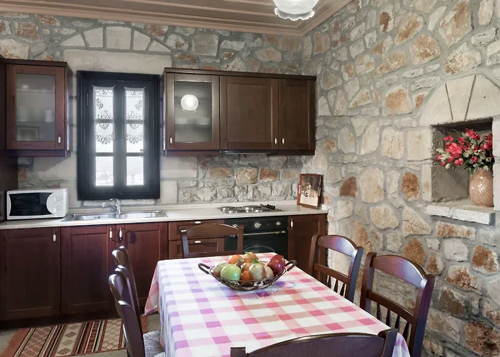 Апартаменты Klymeni Traditional Homes *