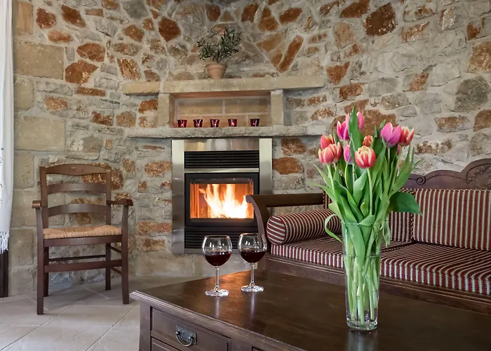 Klymeni Traditional Homes * Нафплион